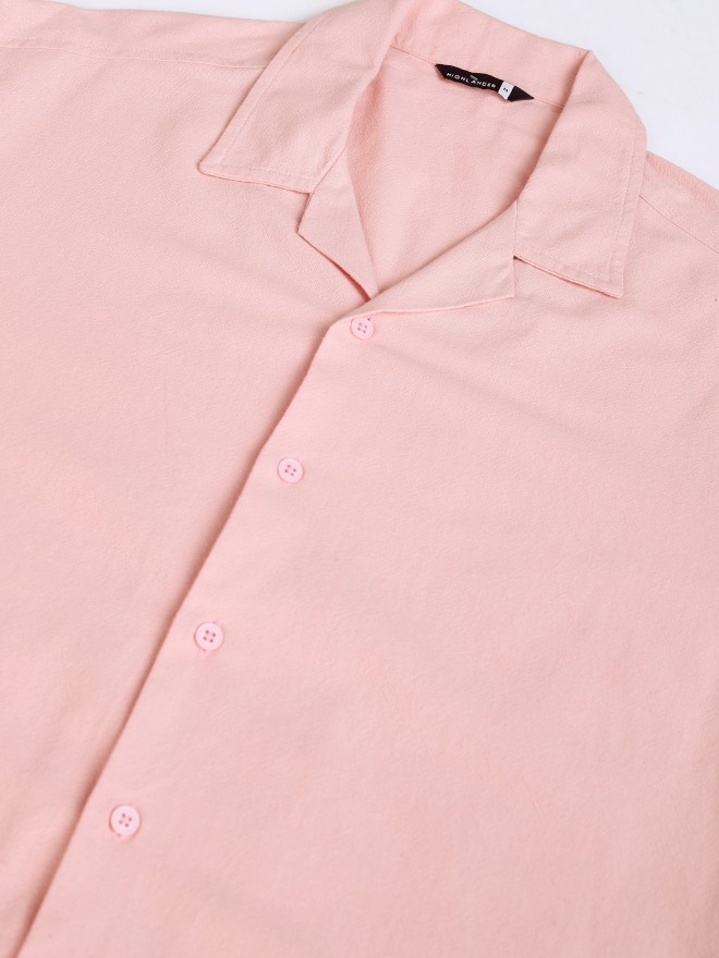 Highlander Men Pink Solid Relaxed Fit Casual Shirt