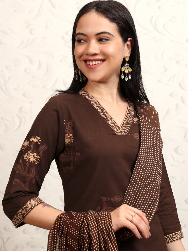 Vishudh Women Brown Printed Kurta With Trousers And Dupatta