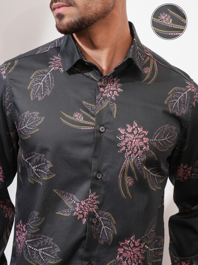 Locomotive Men Black Printed Slim Fit Casual Shirt