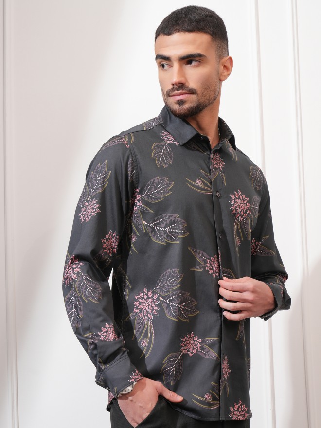 Locomotive Men Black Printed Slim Fit Casual Shirt